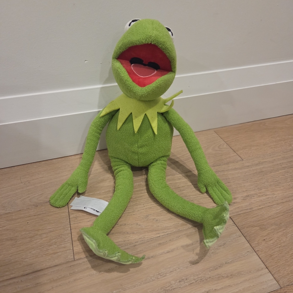 MUPPETS | Kermit The Frog